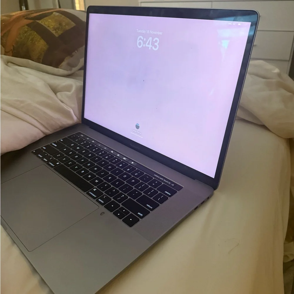 MacBook Pro - Sleek Gray Finish